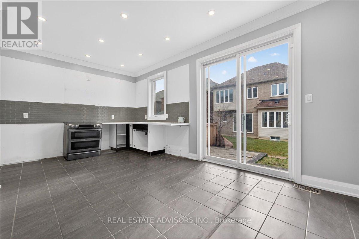 39 Unwind Crescent, Brampton, Ontario  L6X 0B3 - Photo 15 - W12993042