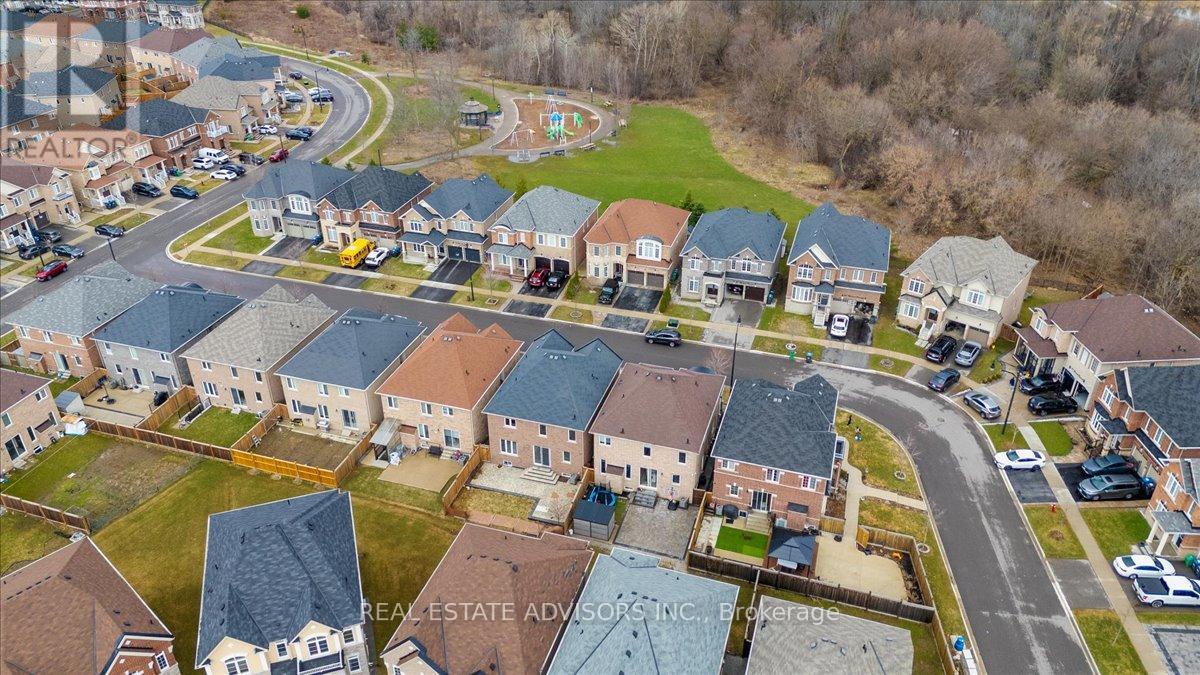 39 Unwind Crescent, Brampton, Ontario  L6X 0B3 - Photo 43 - W12993042