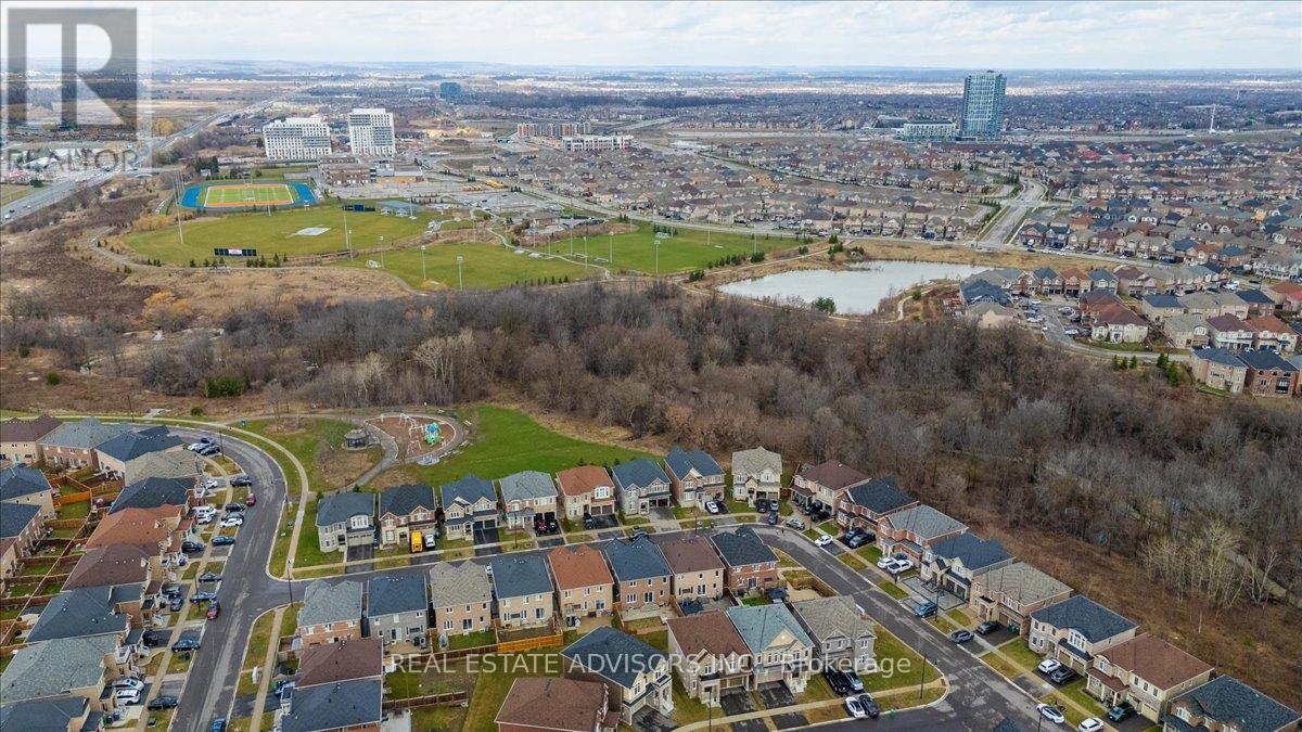 39 Unwind Crescent, Brampton, Ontario  L6X 0B3 - Photo 44 - W12993042