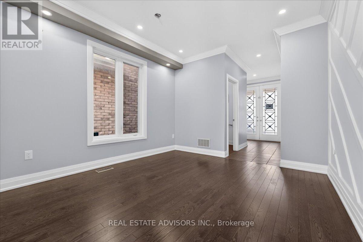 39 Unwind Crescent, Brampton, Ontario  L6X 0B3 - Photo 8 - W12993042