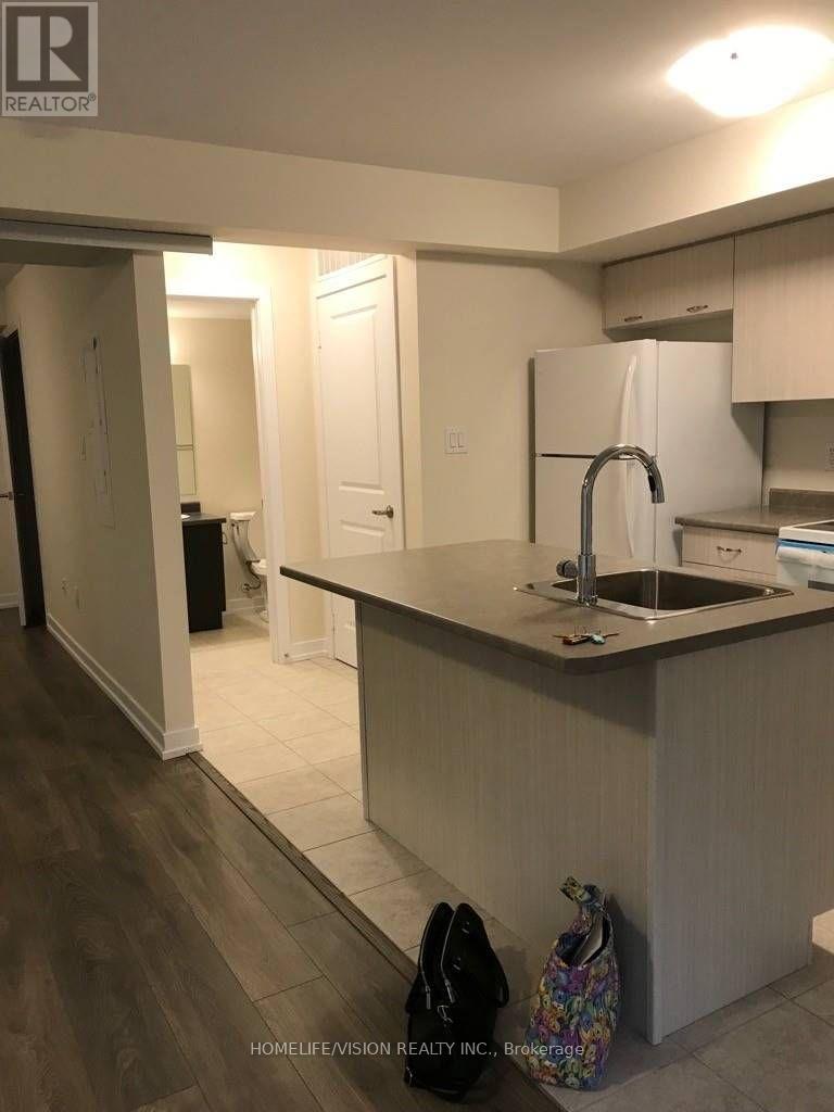 204 - 2355 Sheppard Avenue W, Toronto, Ontario M9M 0E7 - Photo 6 - W12993066