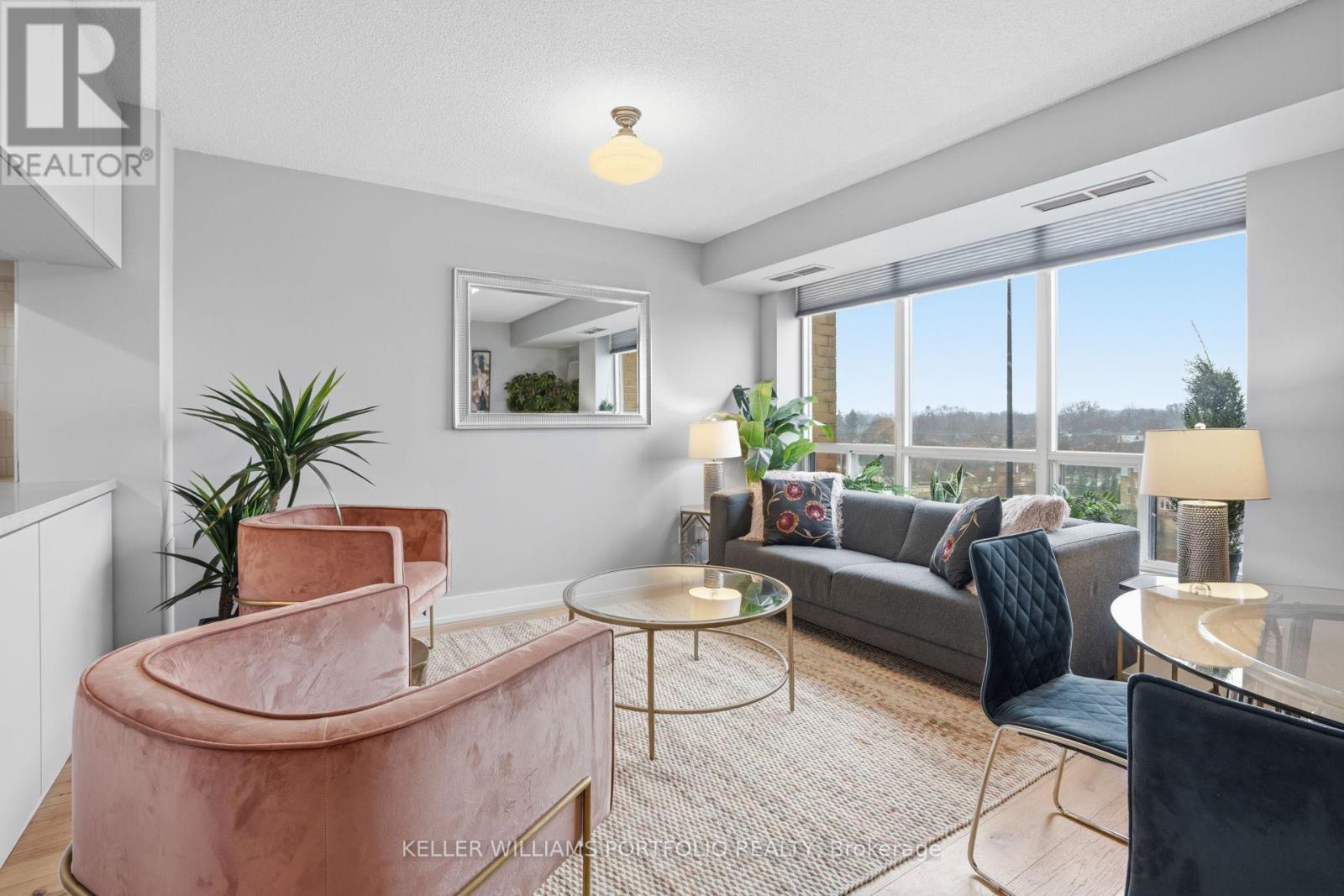 802 - 190 MANITOBA STREET, Toronto, Ontario