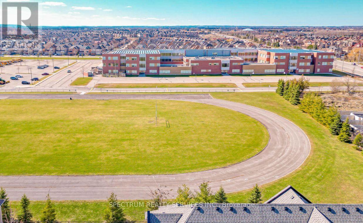 23 - 60 Fairwood Circle, Brampton, Ontario  L6R 0Y6 - Photo 14 - W12993078