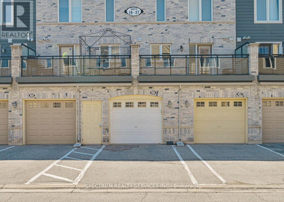 23 - 60 Fairwood Circle, Brampton, Ontario  L6R 0Y6 - Photo 3 - W12993078