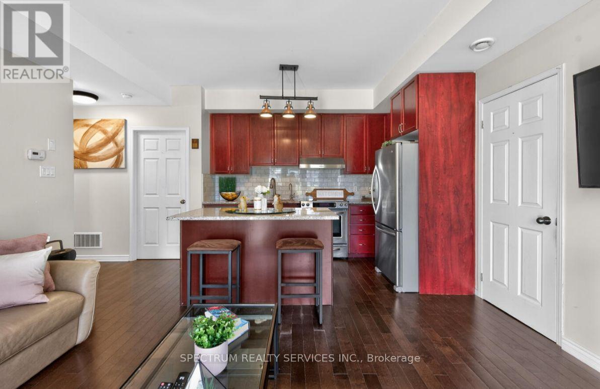 23 - 60 Fairwood Circle, Brampton, Ontario  L6R 0Y6 - Photo 9 - W12993078