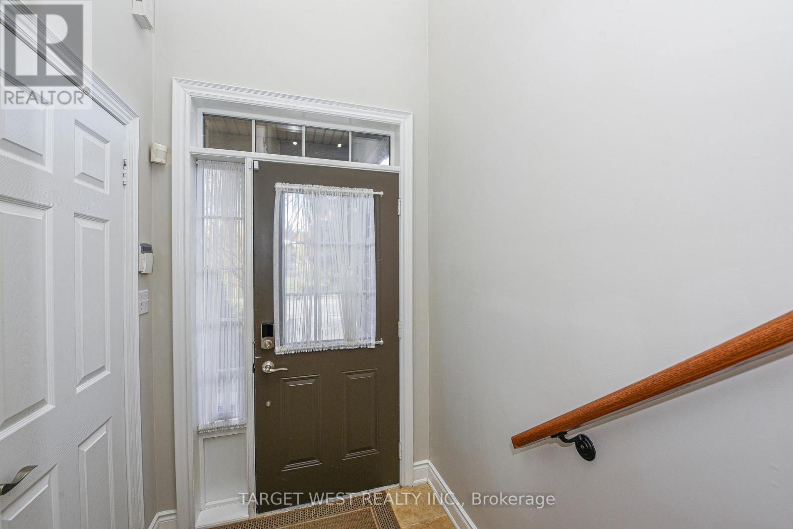 87 PARK STREET W, Mississauga, Ontario