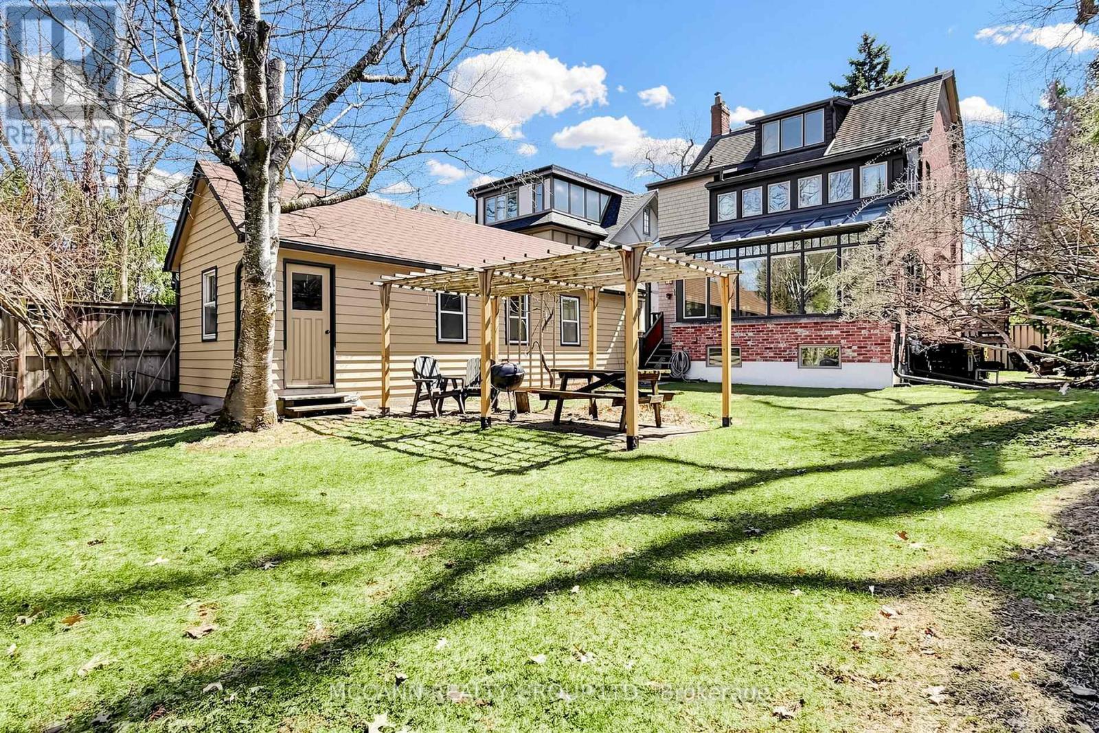 252 Sheldrake Boulevard, Toronto, Ontario  M4P 2B6 - Photo 38 - C12992980