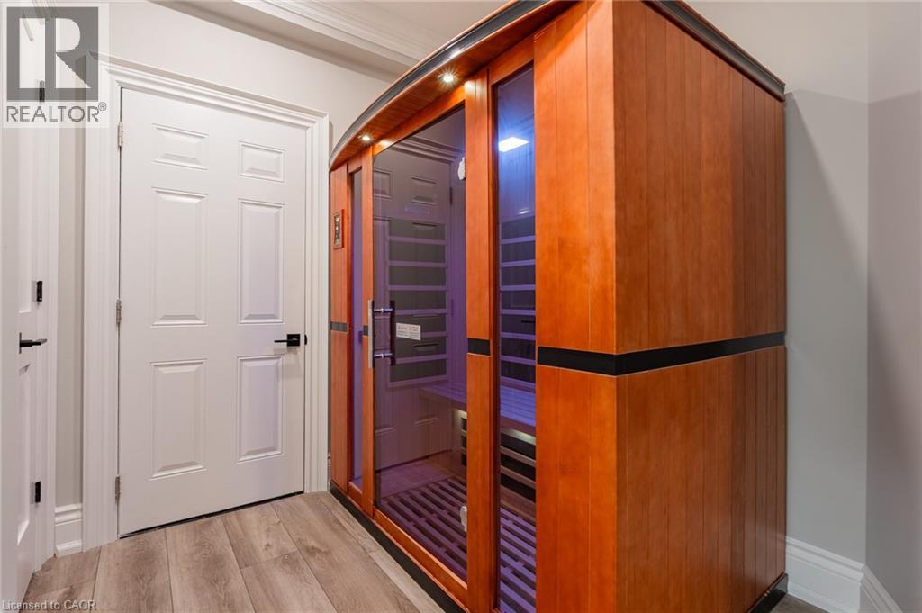 31 Bayside Court, Burlington, Ontario  L7T 1M8 - Photo 37 - 40820401