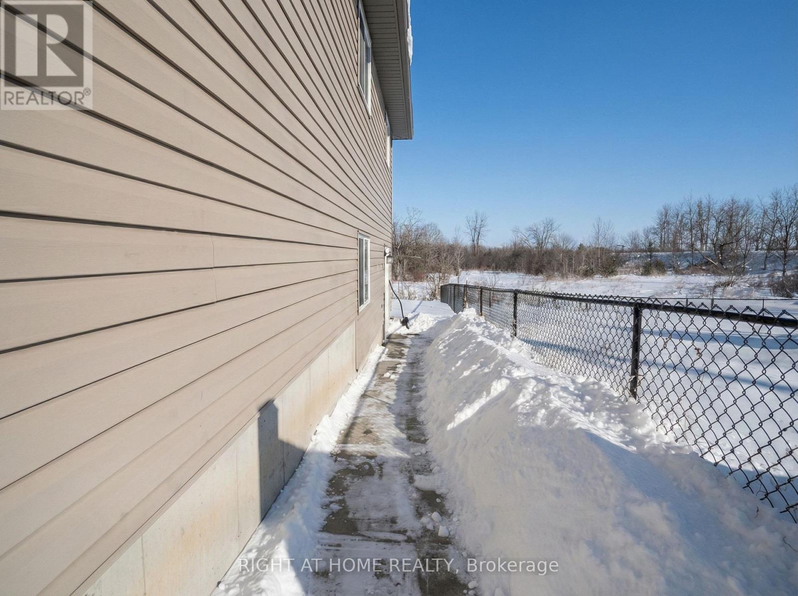 73 Frank Street, Belleville (Belleville Ward), Ontario  K8P 3V5 - Photo 31 - X12992926