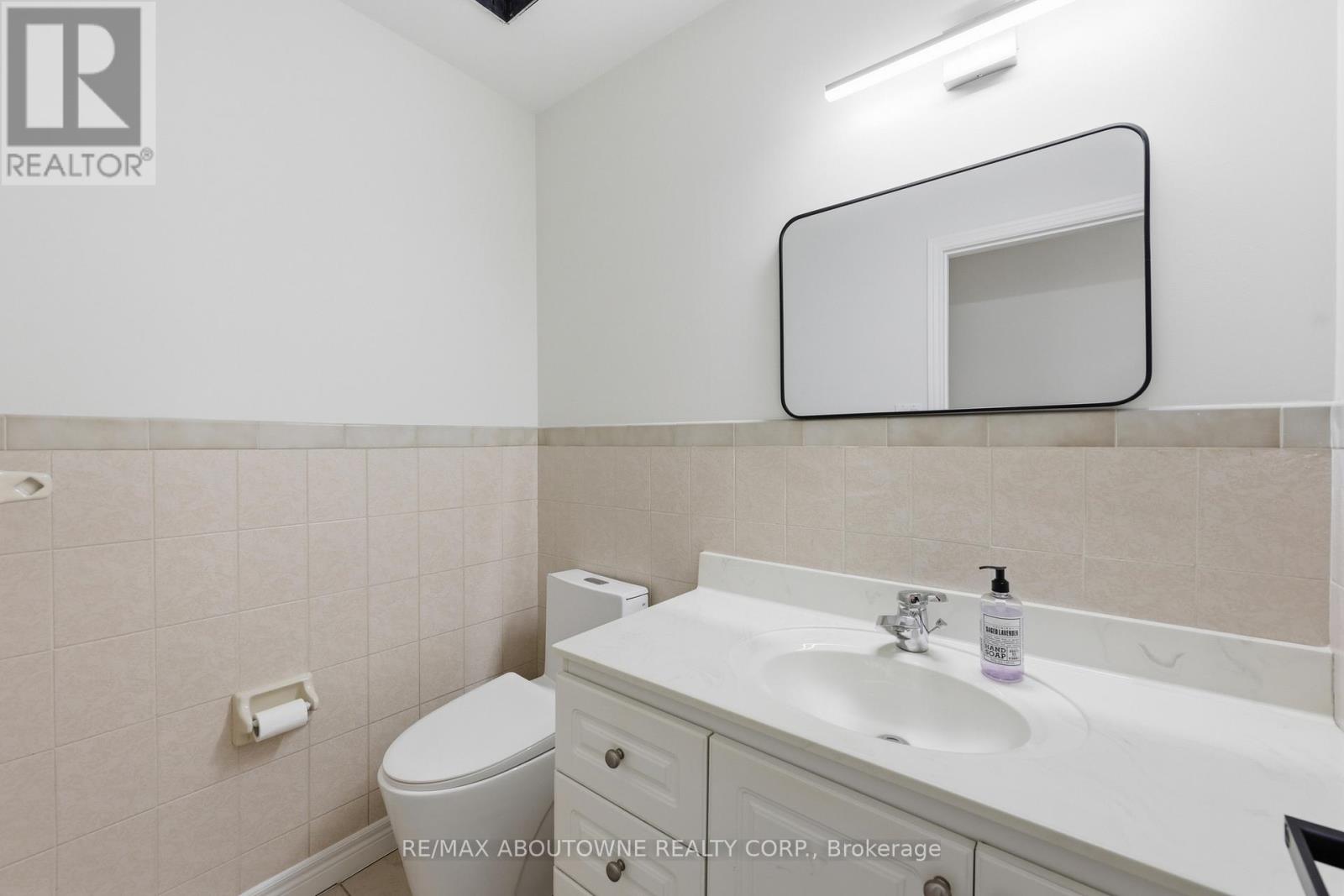 58 Kilbourn Avenue, Hamilton, Ontario  L8G 3E2 - Photo 29 - X12992948