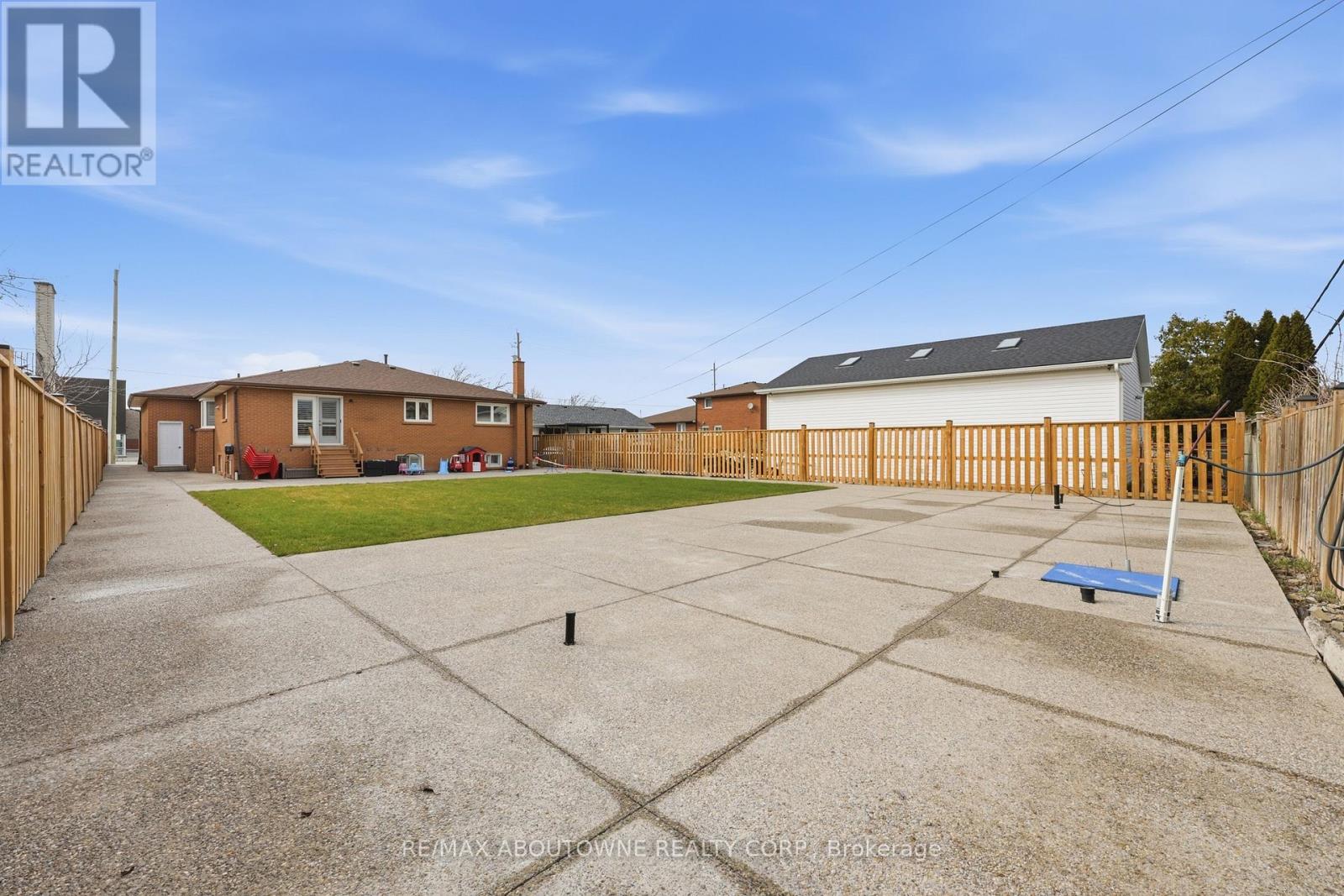 58 Kilbourn Avenue, Hamilton, Ontario  L8G 3E2 - Photo 45 - X12992948