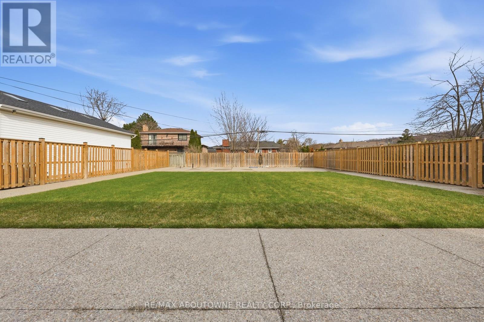 58 Kilbourn Avenue, Hamilton, Ontario  L8G 3E2 - Photo 47 - X12992948