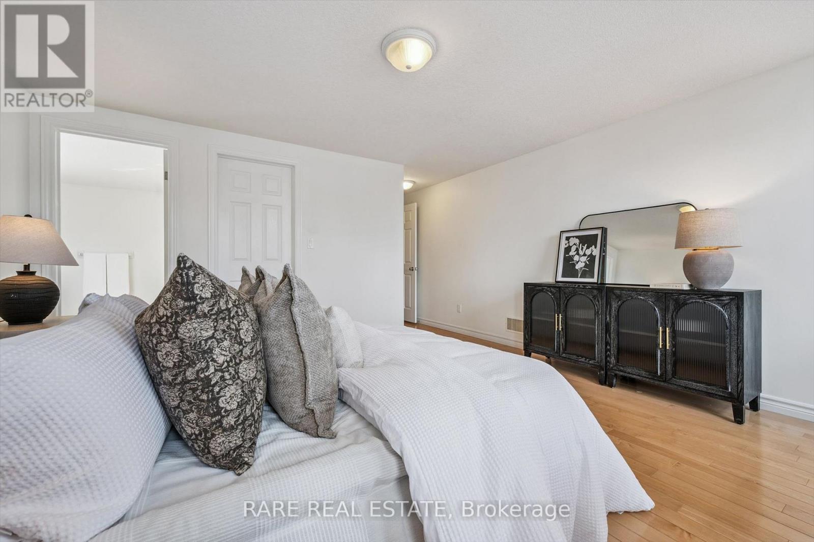 28 Davis Street, Guelph, Ontario N1E 0A1 - Photo 25 - X12992960