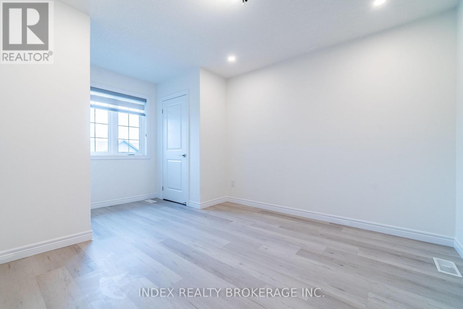 4 - 29 Schuyler Street, Brant, Ontario N3L 0J2 - Photo 36 - X12992966