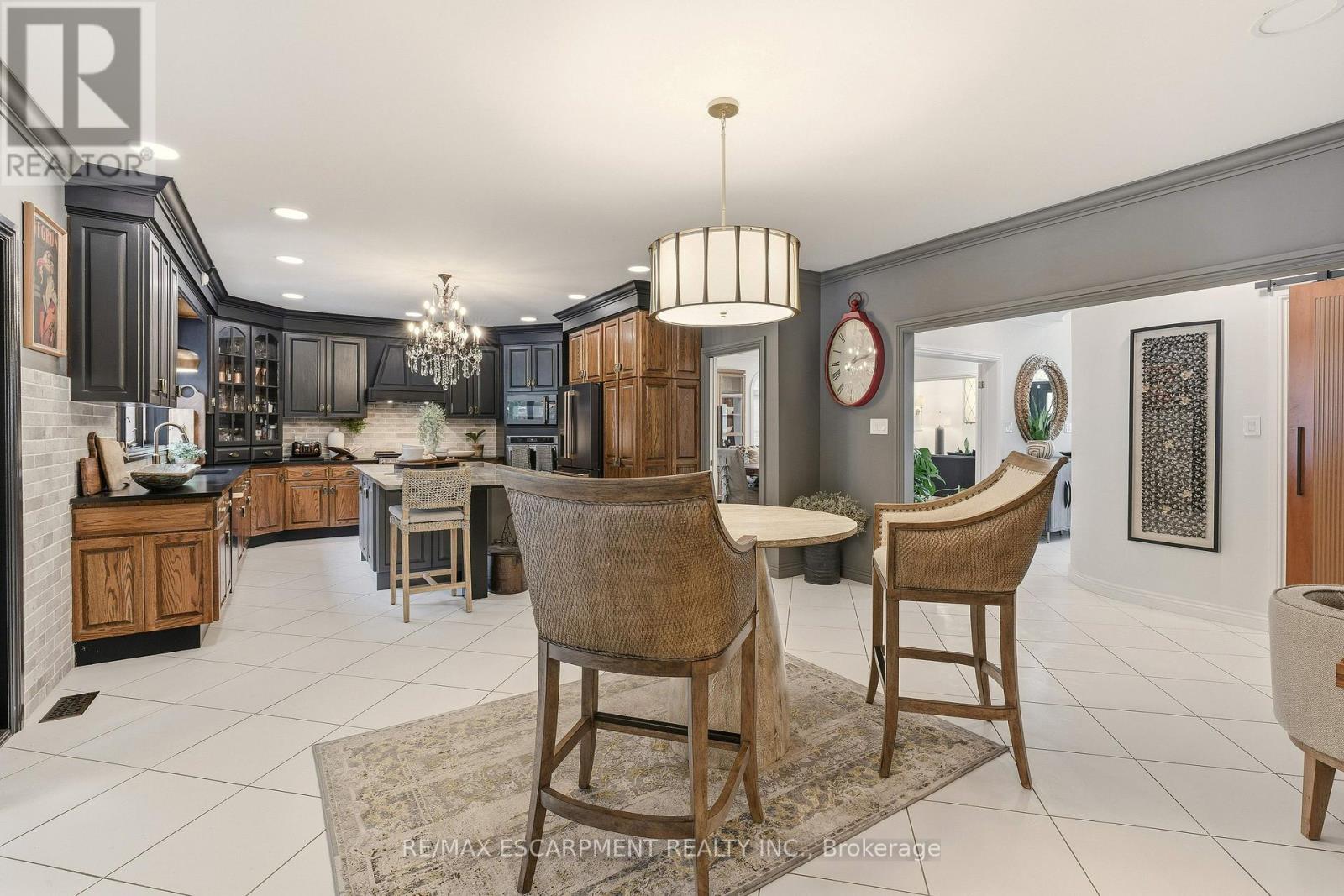 82 Maple Drive, Hamilton, Ontario  L8G 3C2 - Photo 22 - X12992998