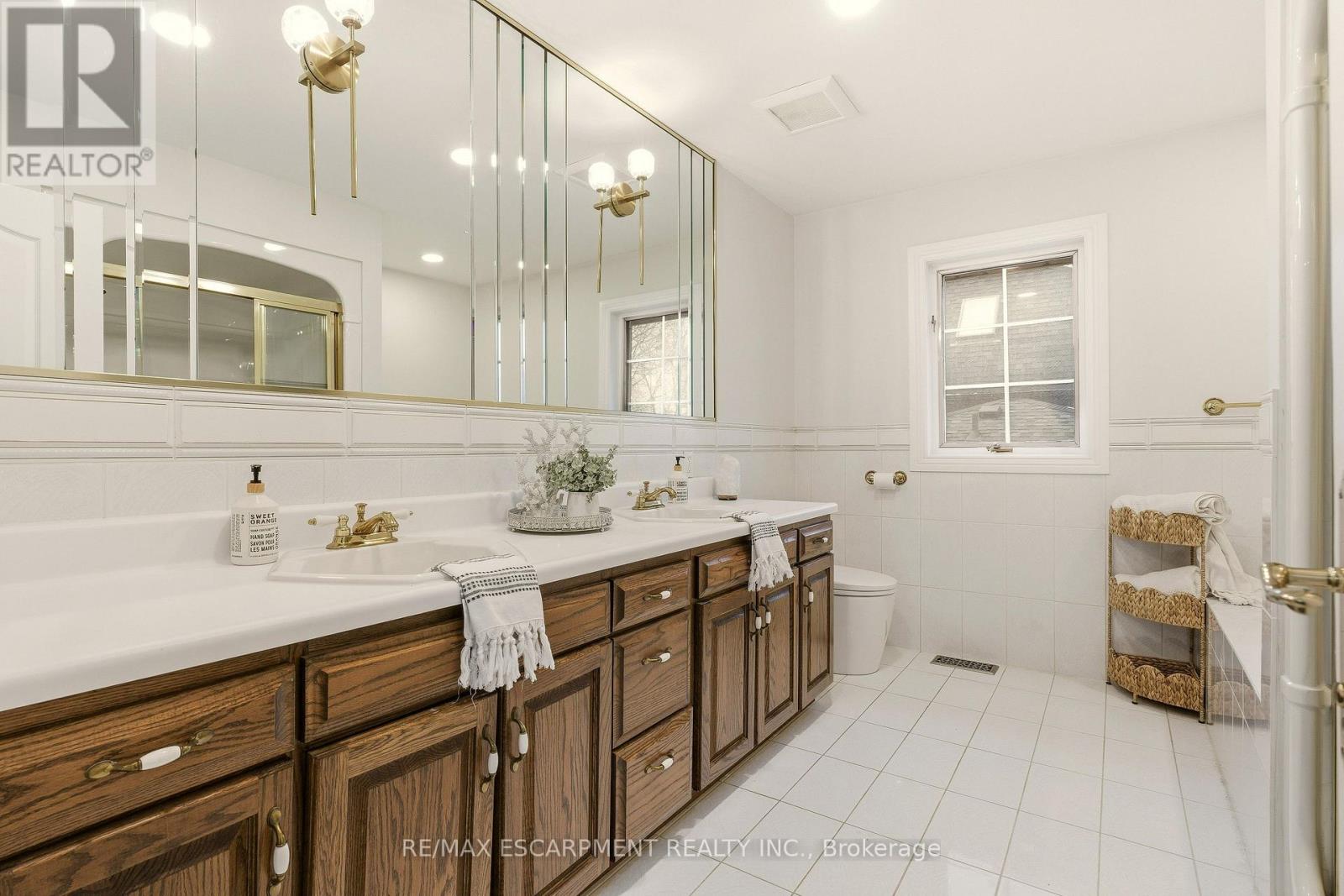 82 Maple Drive, Hamilton, Ontario  L8G 3C2 - Photo 26 - X12992998