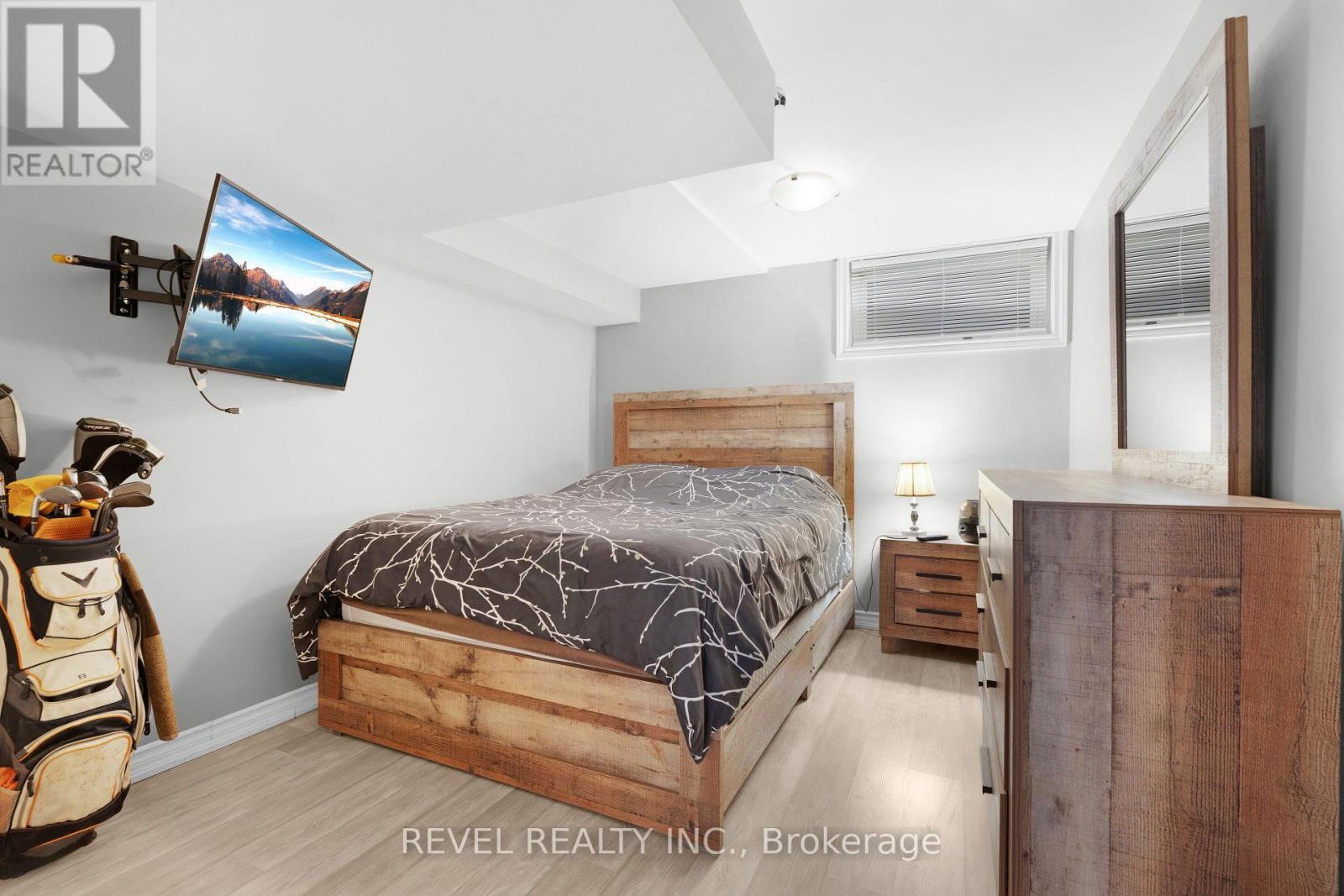 26 Wiltshire Drive, Brantford, Ontario  N3R 5A9 - Photo 34 - X12993006