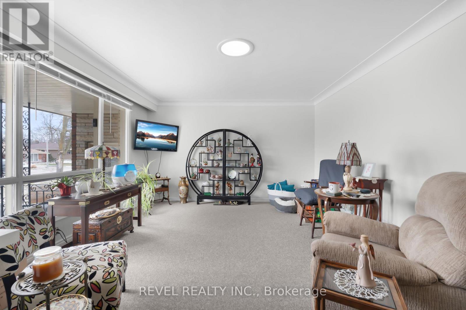 26 Wiltshire Drive, Brantford, Ontario  N3R 5A9 - Photo 4 - X12993006