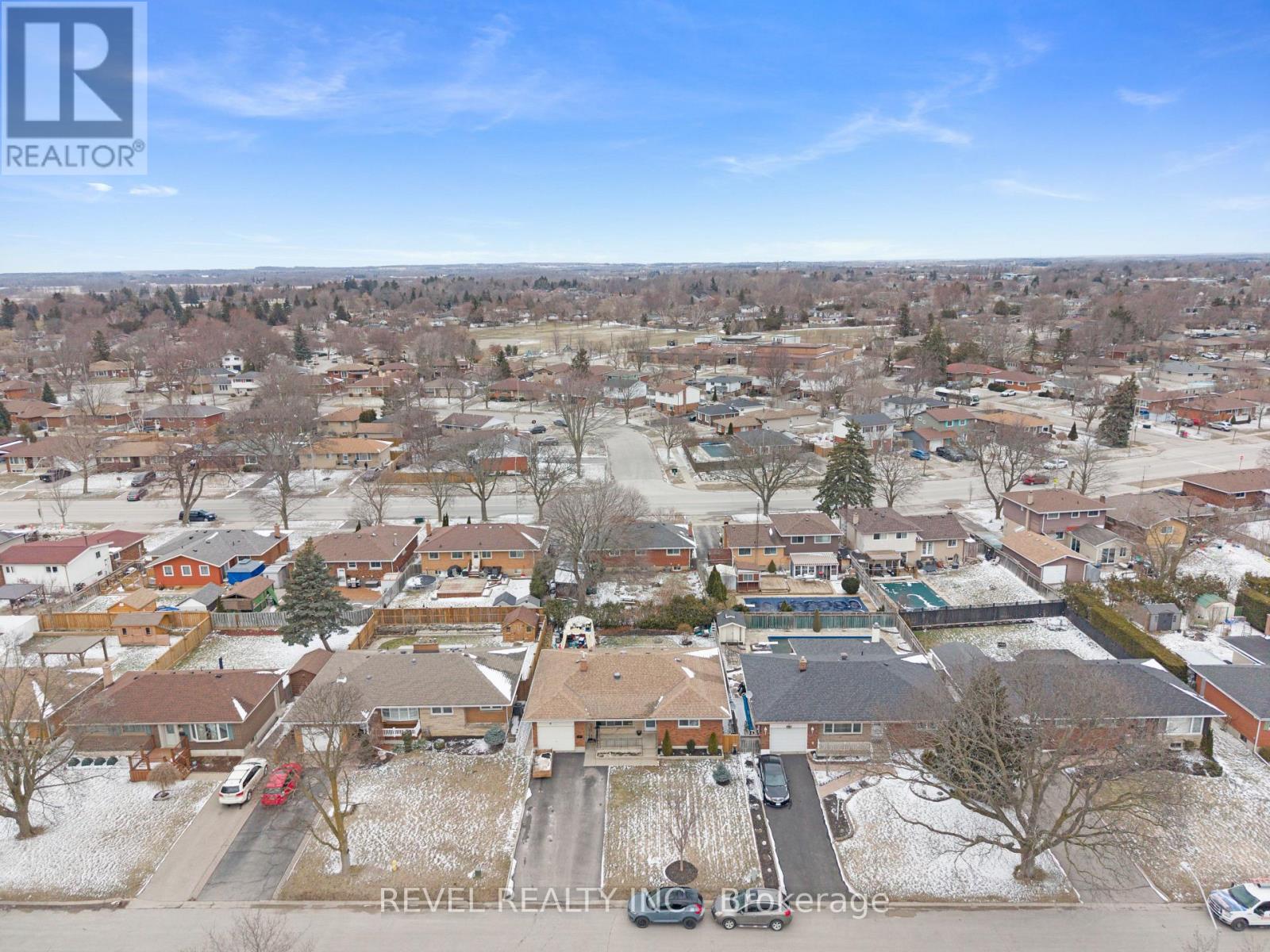 26 Wiltshire Drive, Brantford, Ontario  N3R 5A9 - Photo 42 - X12993006