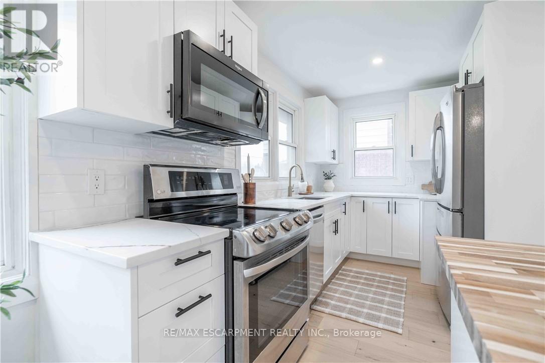 67 Toby Crescent, Hamilton, Ontario  L8T 2N9 - Photo 12 - X12993046