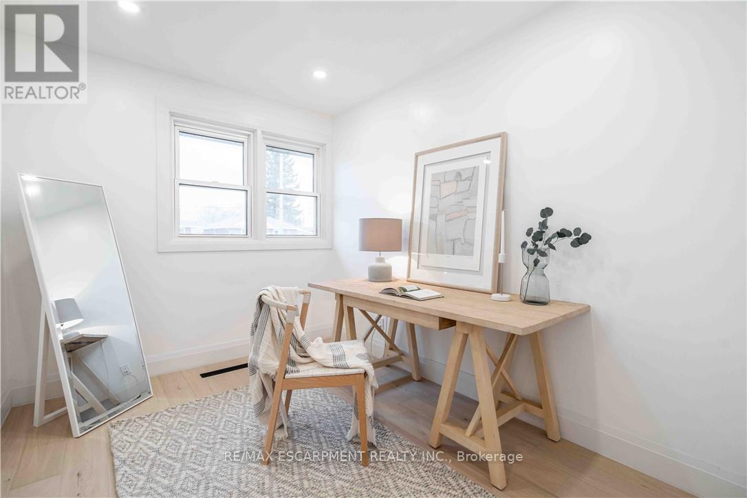 67 Toby Crescent, Hamilton, Ontario  L8T 2N9 - Photo 19 - X12993046