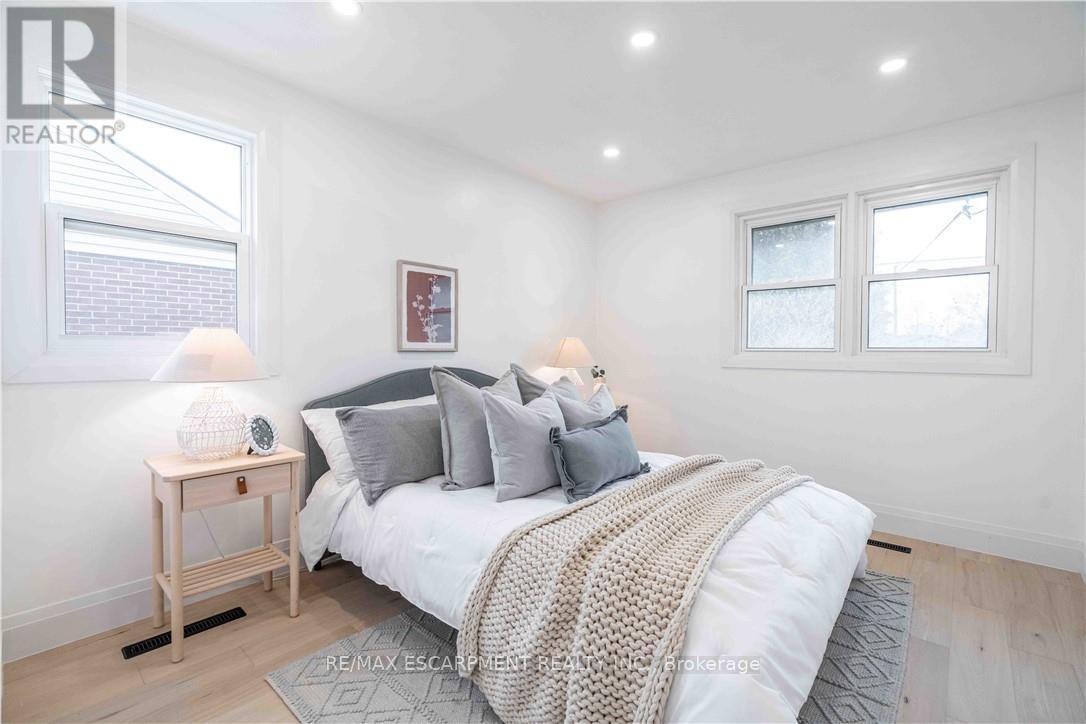 67 Toby Crescent, Hamilton, Ontario  L8T 2N9 - Photo 22 - X12993046