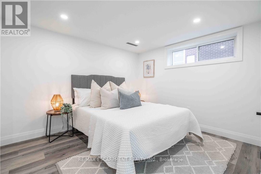 67 Toby Crescent, Hamilton, Ontario  L8T 2N9 - Photo 32 - X12993046