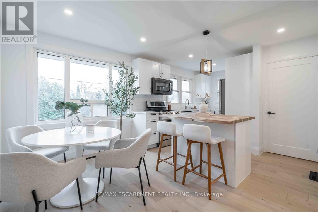 67 Toby Crescent, Hamilton, Ontario  L8T 2N9 - Photo 9 - X12993046