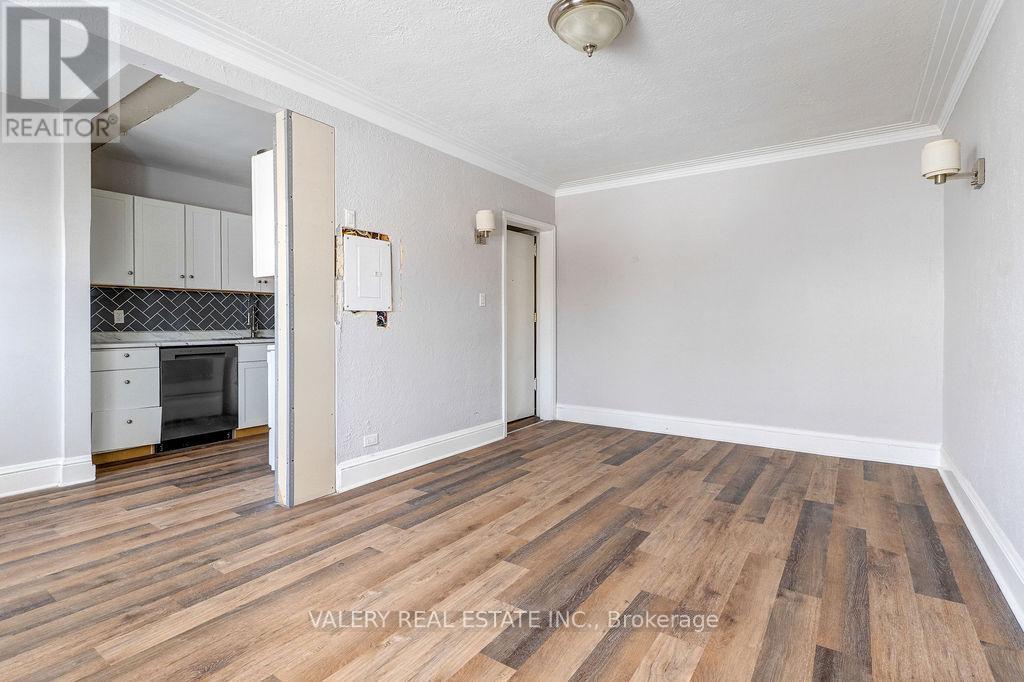 20 Cypress Street, Greater Sudbury, Ontario  P3C 1M9 - Photo 2 - X12993064