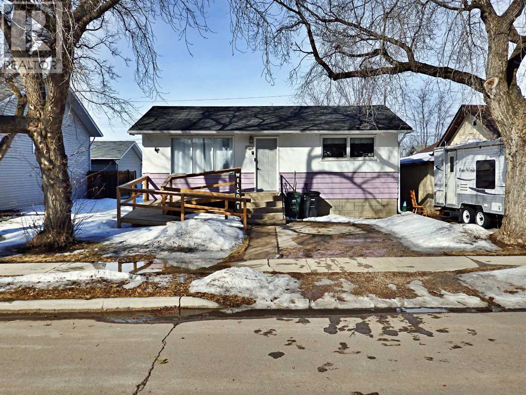 4714 54 Avenue, Vermilion, Alberta  T9X 1S4 - Photo 3 - A2294469