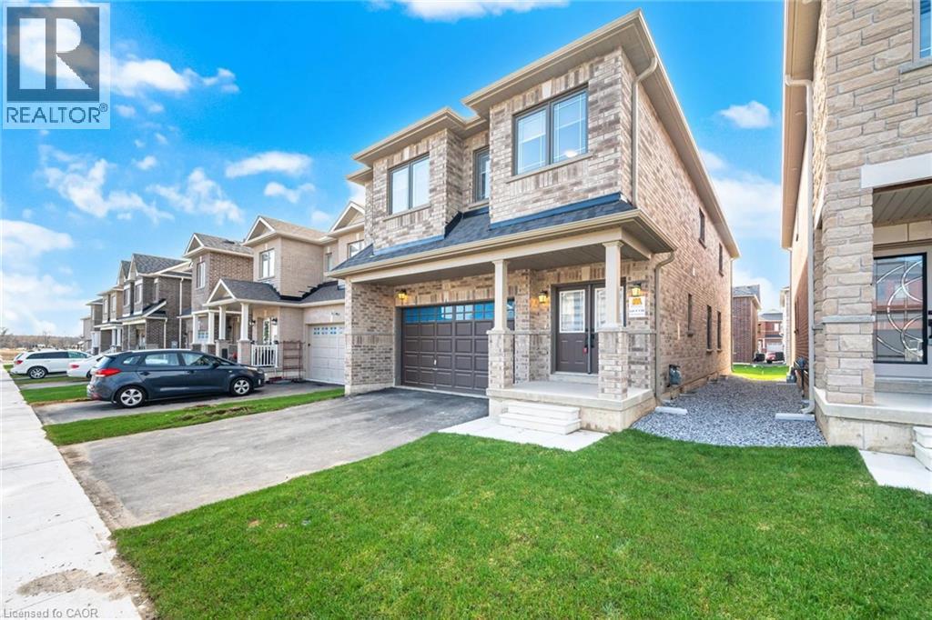 31 Huntsworth Avenue, Thorold, Ontario  L2V 0N3 - Photo 2 - 40818389