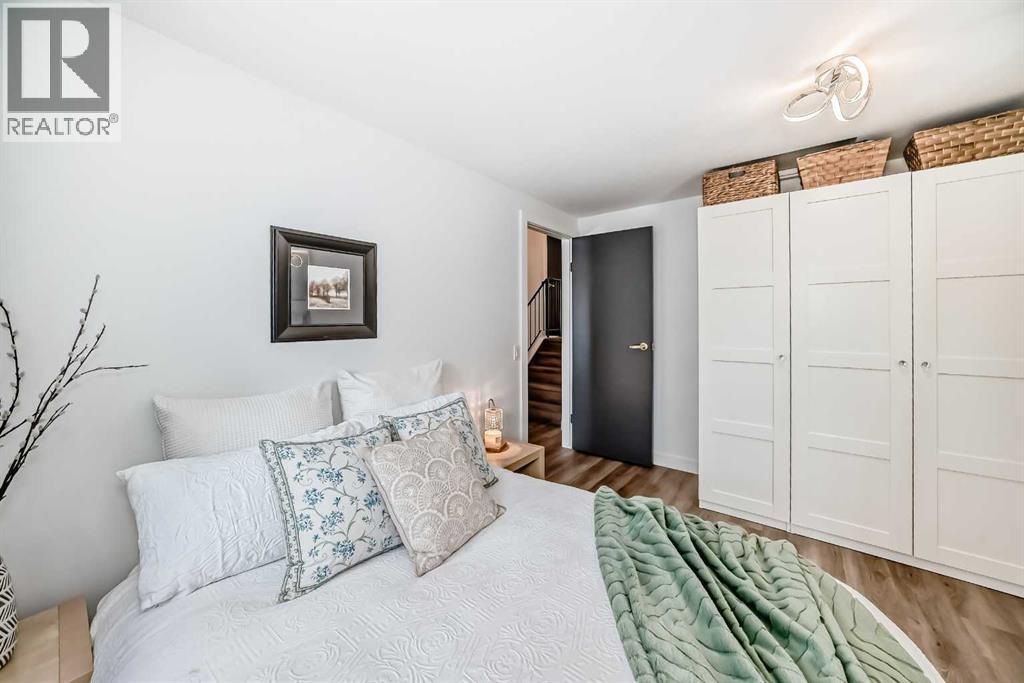 60 Point Drive NW, Calgary, Alberta T3B 5B3 - Photo 27 - A2300197