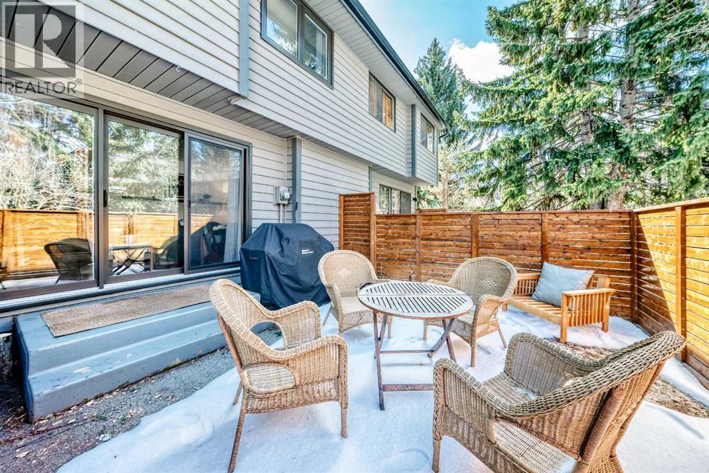 60 Point Drive NW, Calgary, Alberta T3B 5B3 - Photo 47 - A2300197