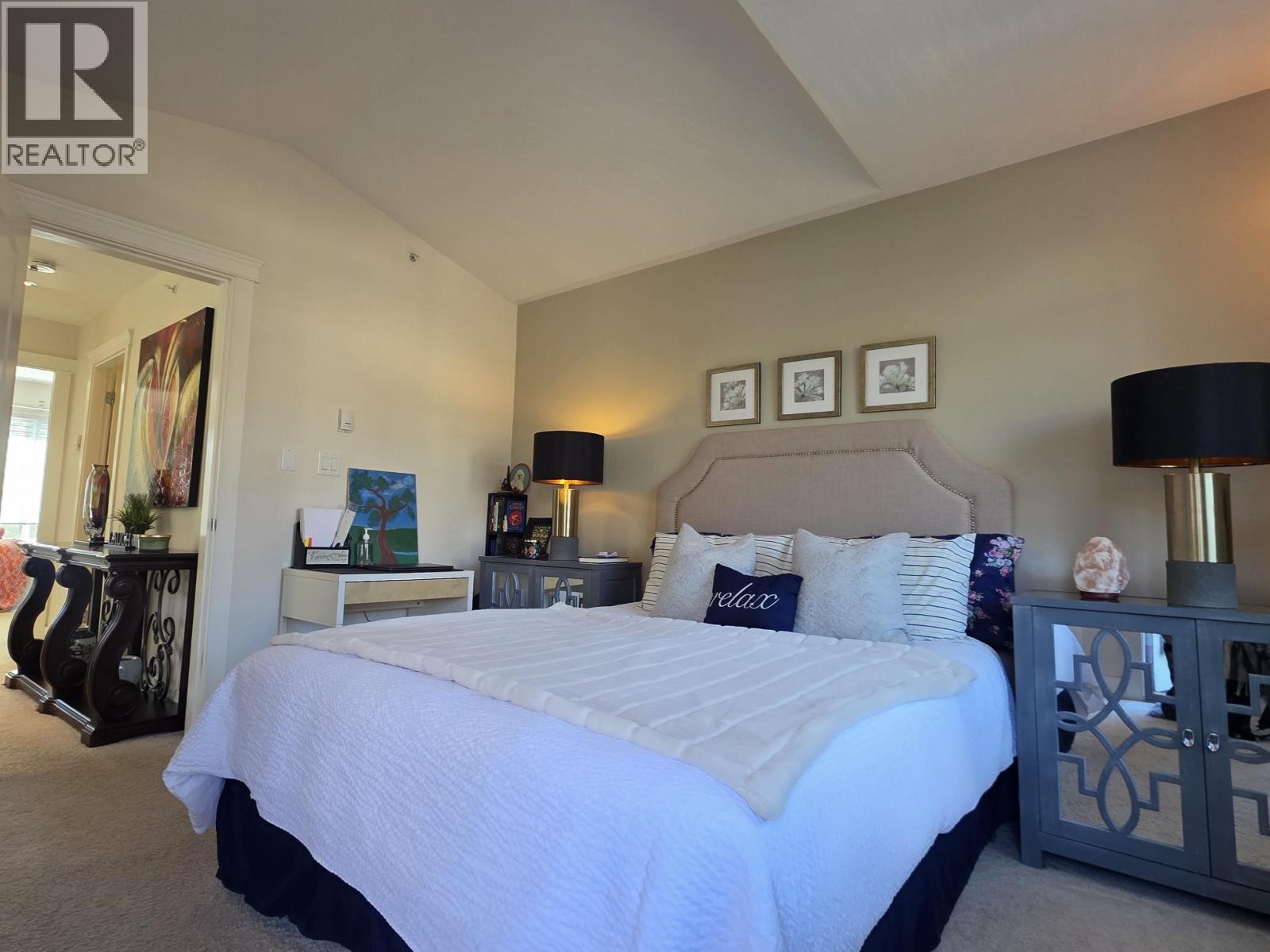 665 W 15th Street, North Vancouver, British Columbia  V7M 1T1 - Photo 9 - R3068716