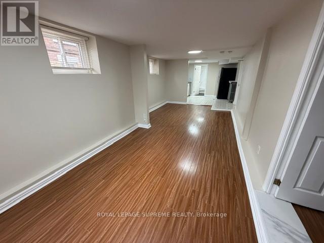 Lower - 30 Glenholme Avenue, Toronto, Ontario  M6H 3A9 - Photo 10 - W12921102