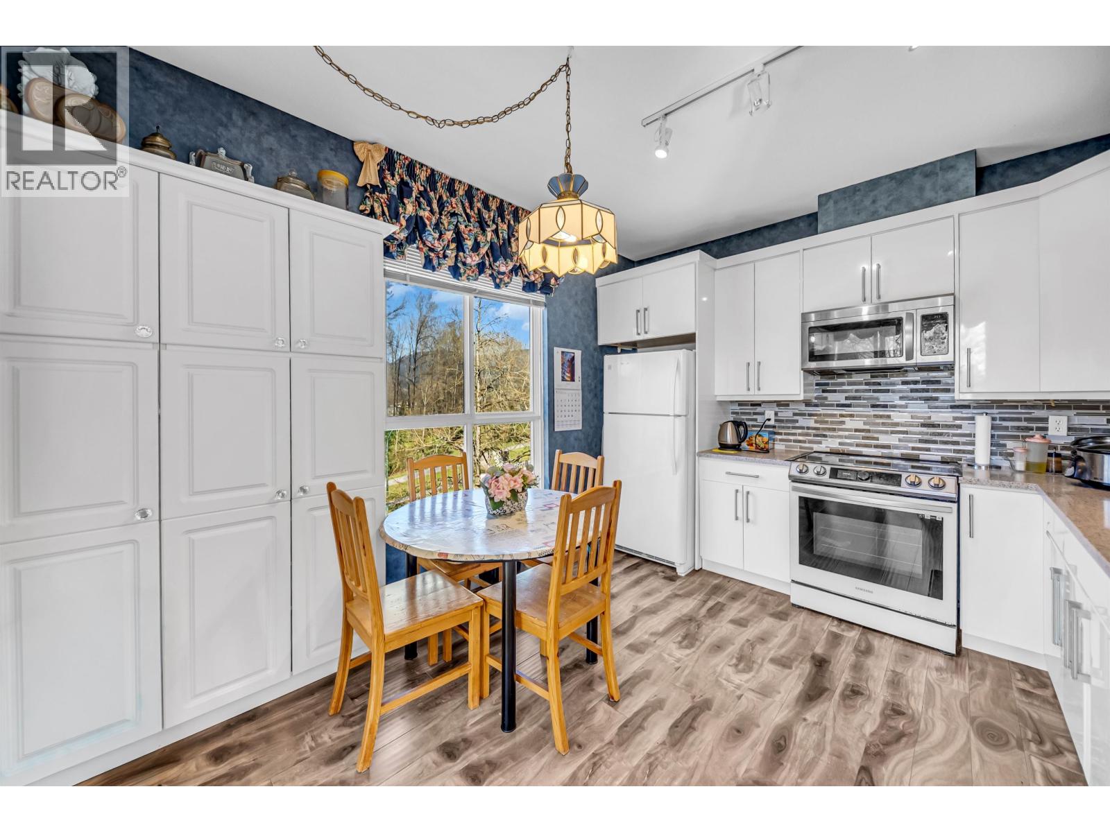 409 3098 Guildford Way, Coquitlam, British Columbia  V3B 7W8 - Photo 14 - R3110638