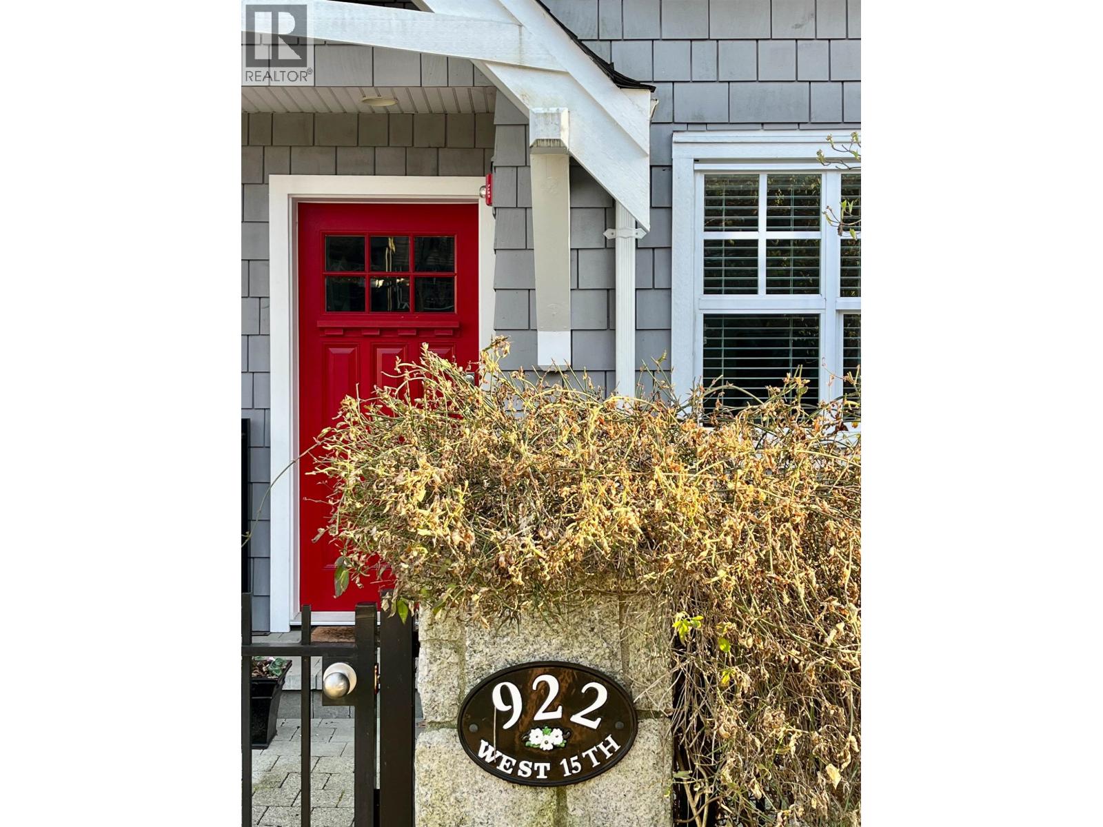 922 W 15th Avenue, Vancouver, British Columbia  V5Z 1R9 - Photo 3 - R3110665