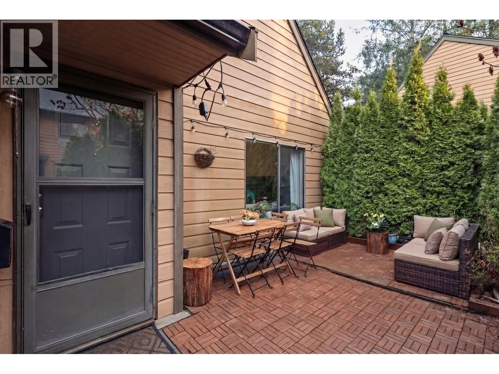 9140 Centaurus Circle, Burnaby, British Columbia  V3J 7R1 - Photo 3 - R3110683