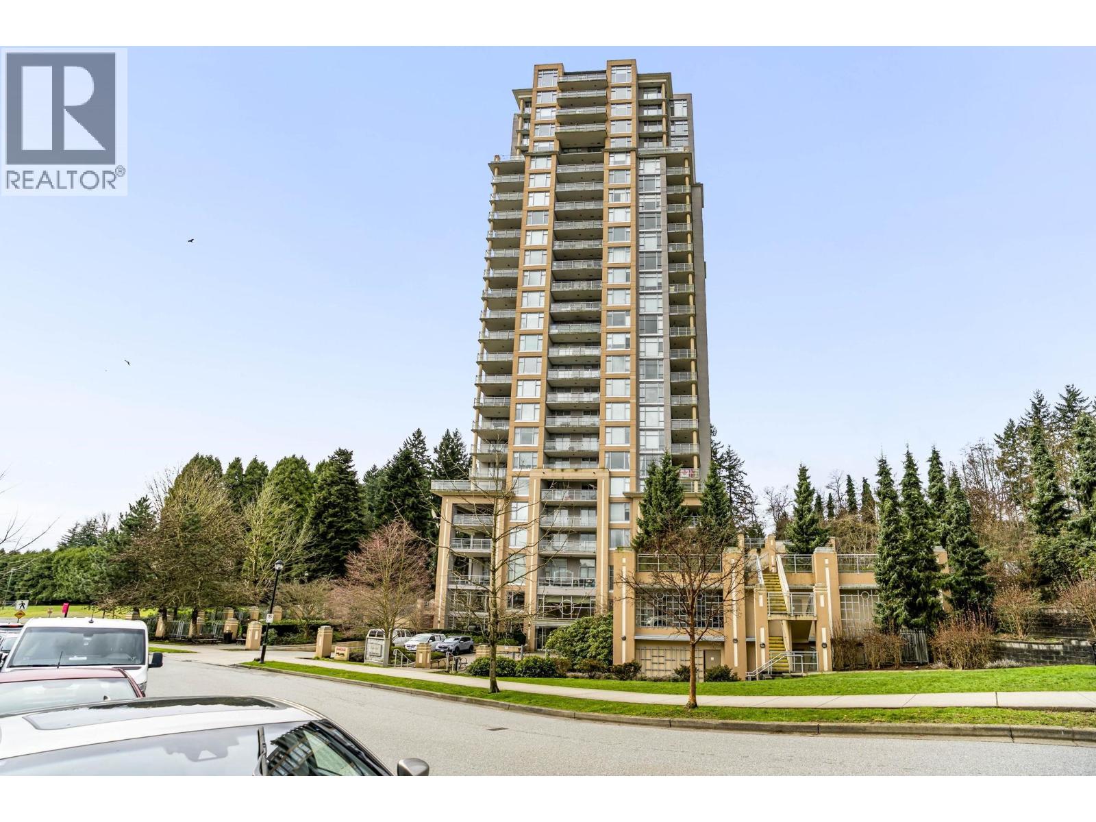 1908 280 ROSS DRIVE, New Westminster, British Columbia