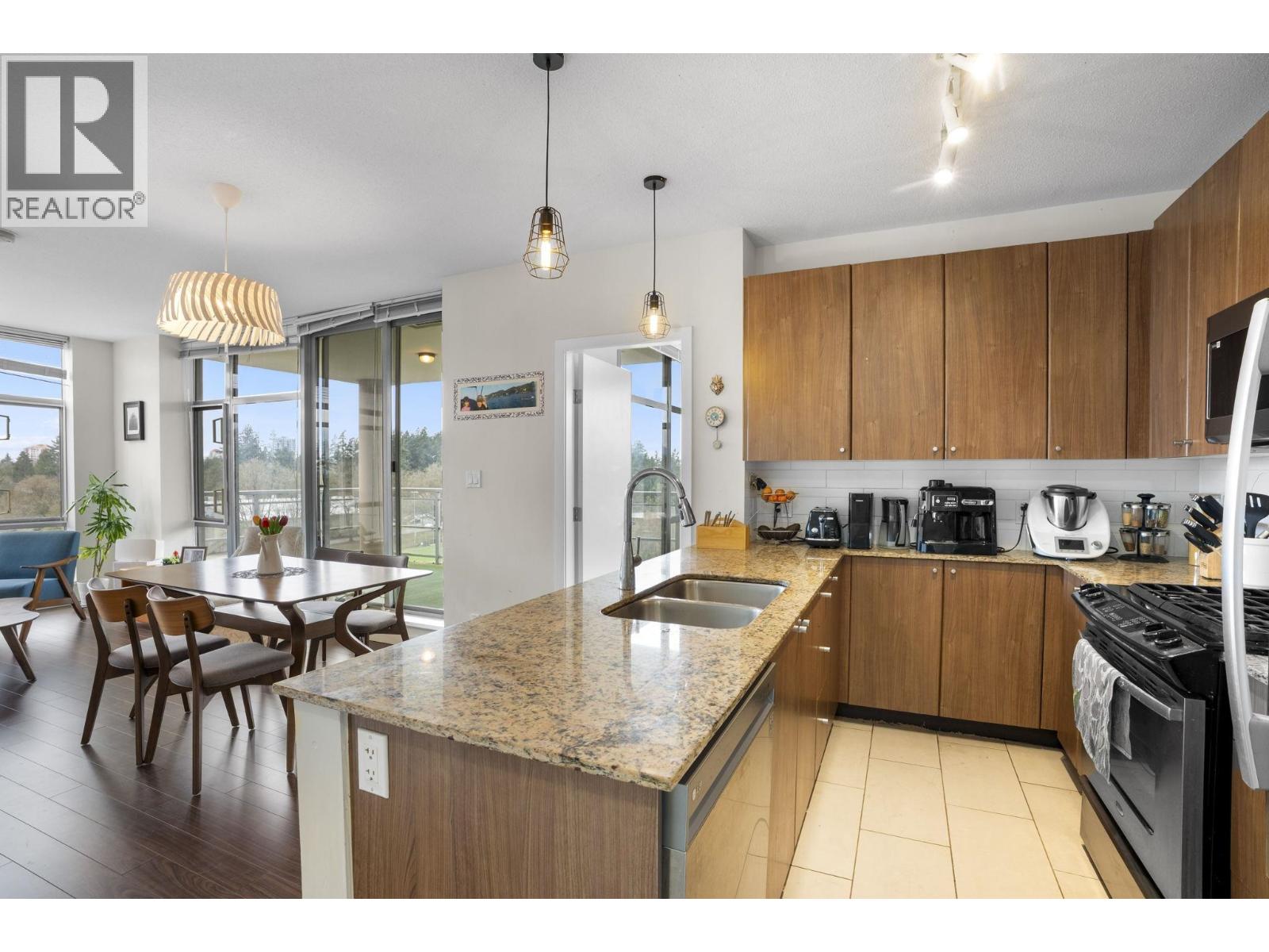 1908 280 Ross Drive, New Westminster, British Columbia V3L 0C2 - Photo 11 - R3110686