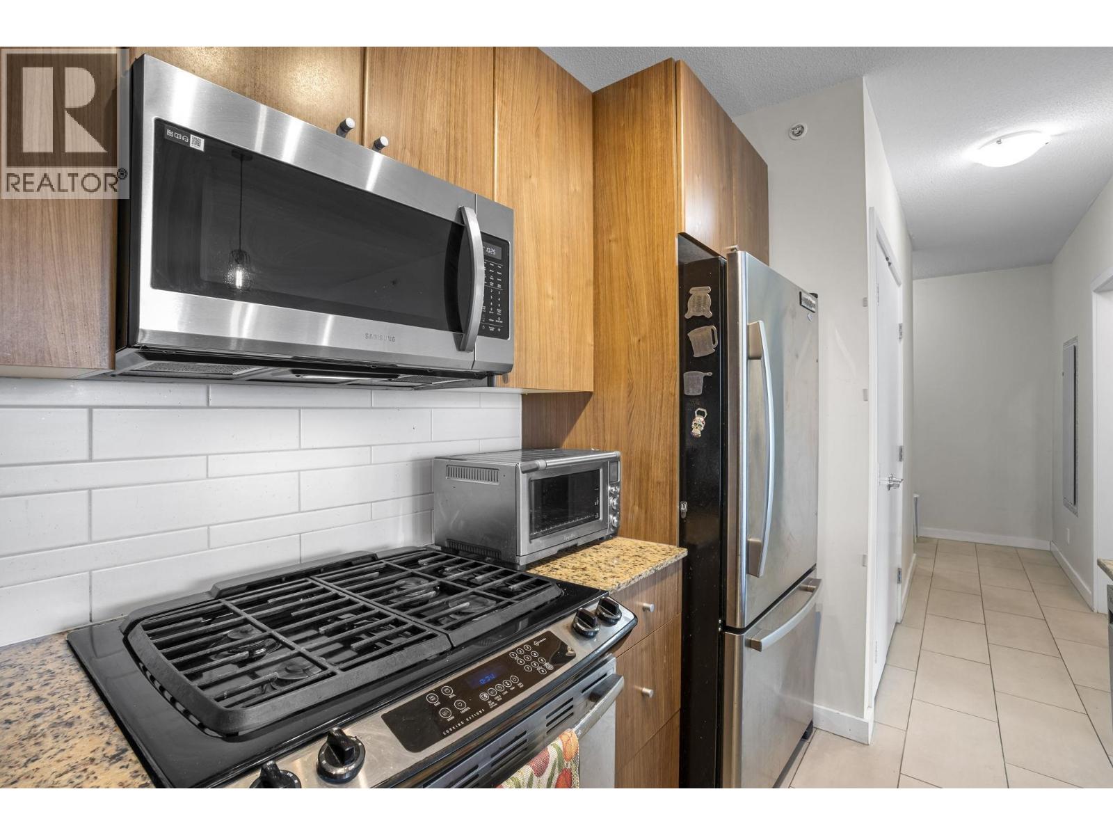 1908 280 Ross Drive, New Westminster, British Columbia V3L 0C2 - Photo 13 - R3110686