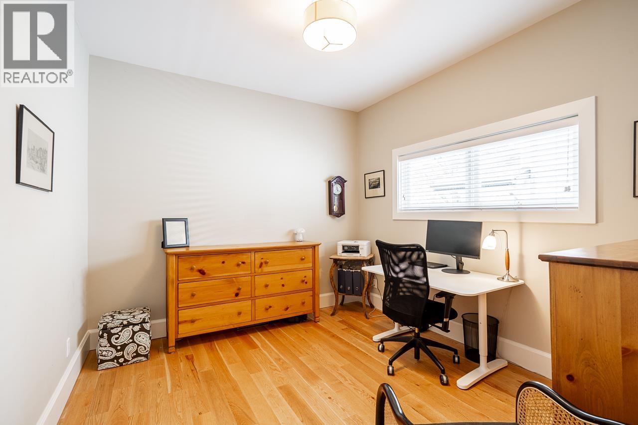 457 E 11th Street, North Vancouver, British Columbia  V7L 2H3 - Photo 14 - R3110636