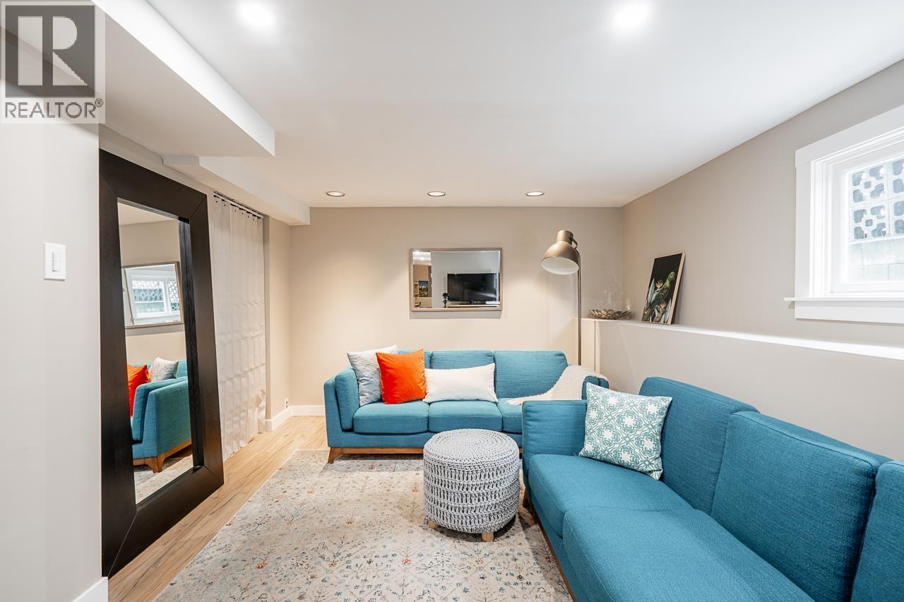 457 E 11th Street, North Vancouver, British Columbia  V7L 2H3 - Photo 24 - R3110636