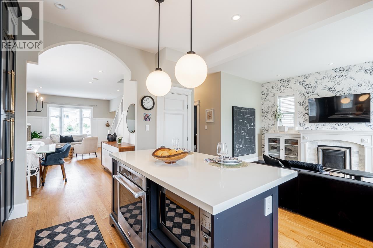 457 E 11th Street, North Vancouver, British Columbia  V7L 2H3 - Photo 5 - R3110636