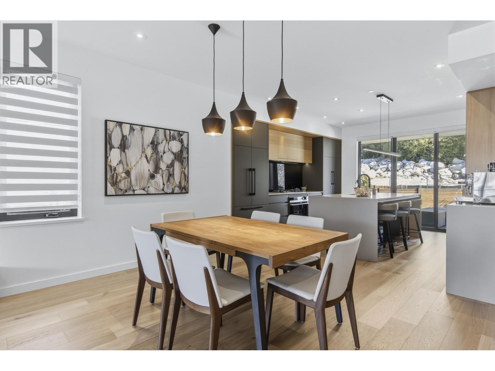 40830 The Crescent, Squamish, British Columbia  V8B 1B1 - Photo 11 - R3110655