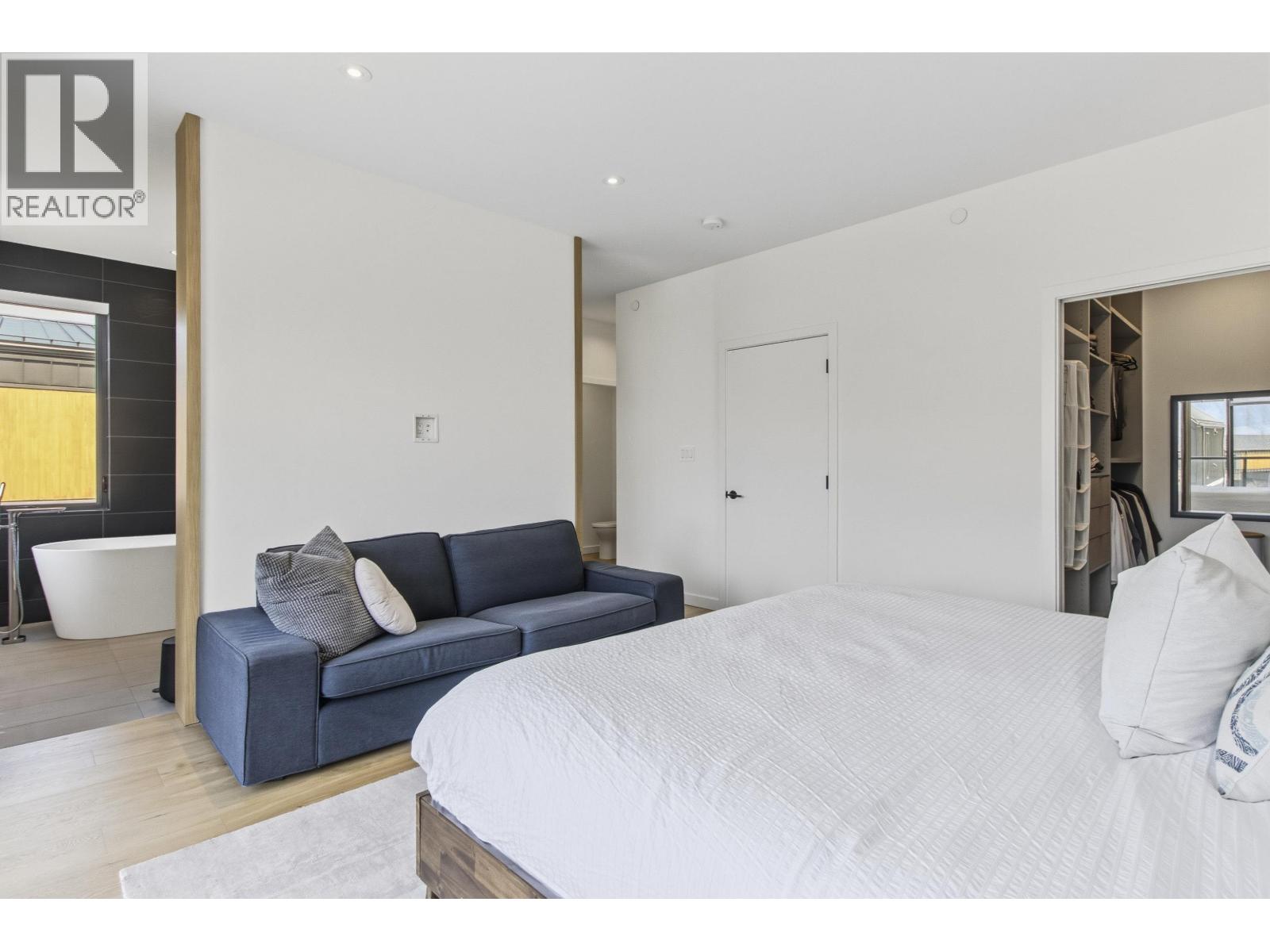 40830 The Crescent, Squamish, British Columbia  V8B 1B1 - Photo 19 - R3110655