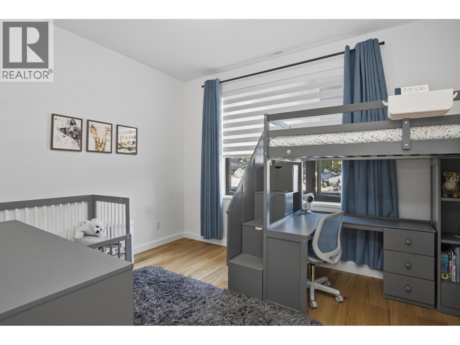 40830 The Crescent, Squamish, British Columbia  V8B 1B1 - Photo 28 - R3110655