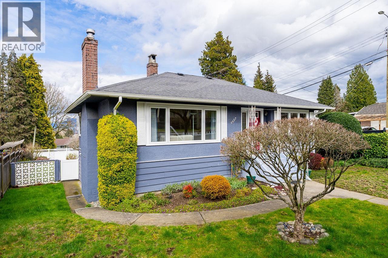 4457 Burke Street, Burnaby, British Columbia  V5H 1C1 - Photo 2 - R3110685