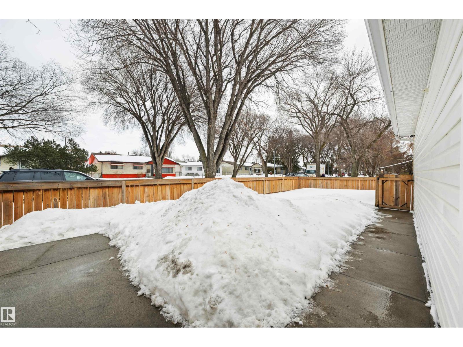 11052 151 St NW, Edmonton, Alberta  T5P 1W3 - Photo 37 - E4476664