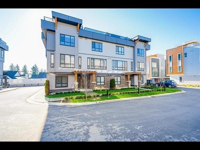 12 19670 55A AVENUE, Langley, British Columbia